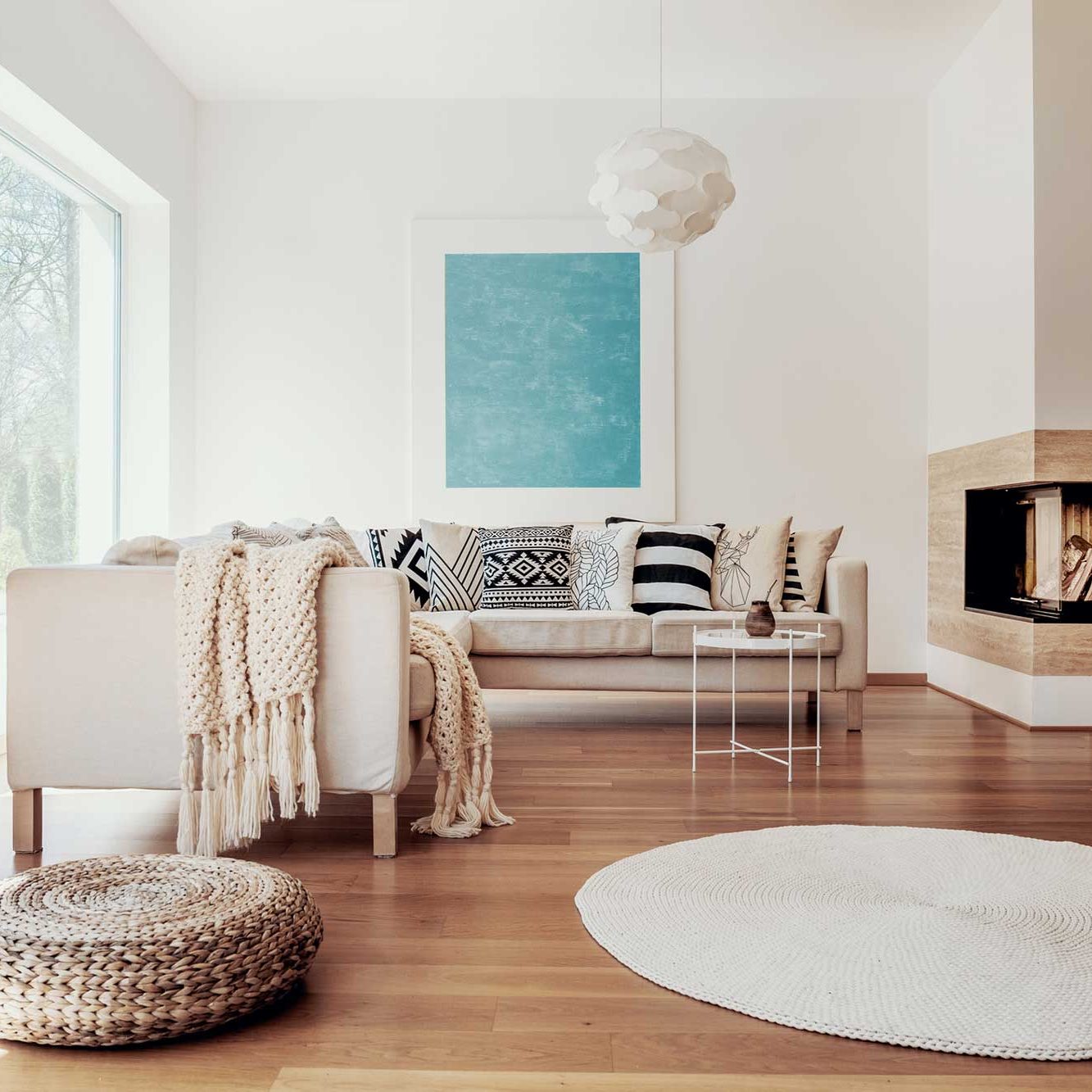 dreamstime_m_125437539 Living Space
